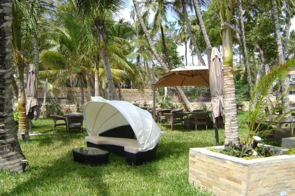 Cowrie Beach Haven Studio Mombasa Exterior photo