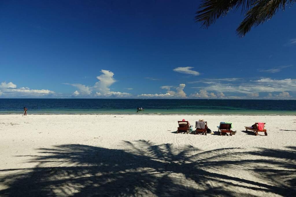 Cowrie Beach Haven Studio Mombasa Exterior photo