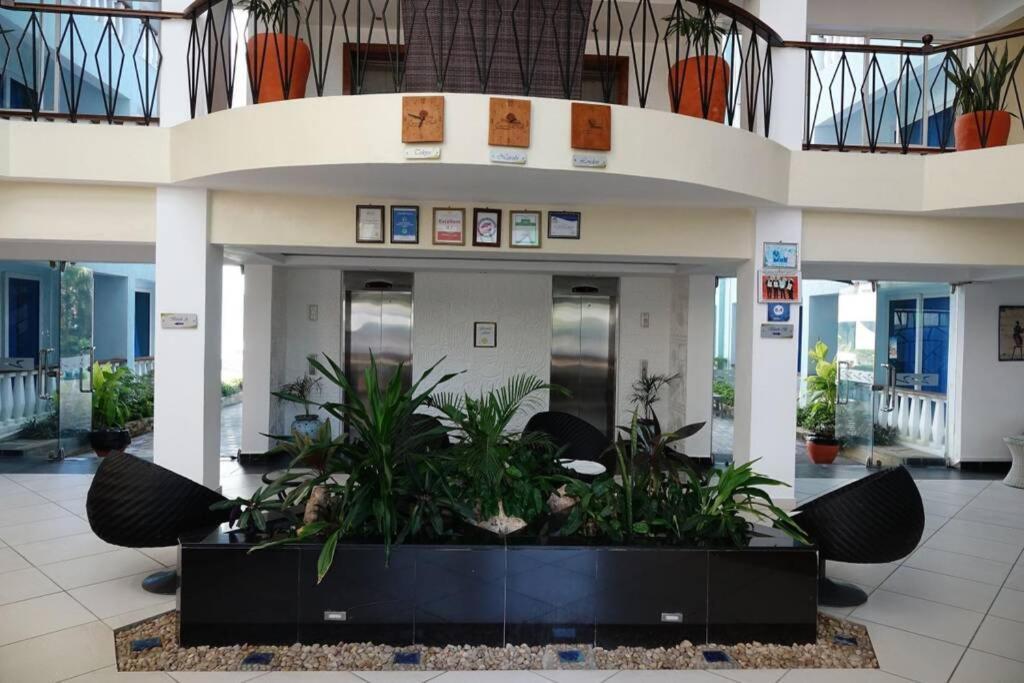 Cowrie Beach Haven Studio Mombasa Exterior photo