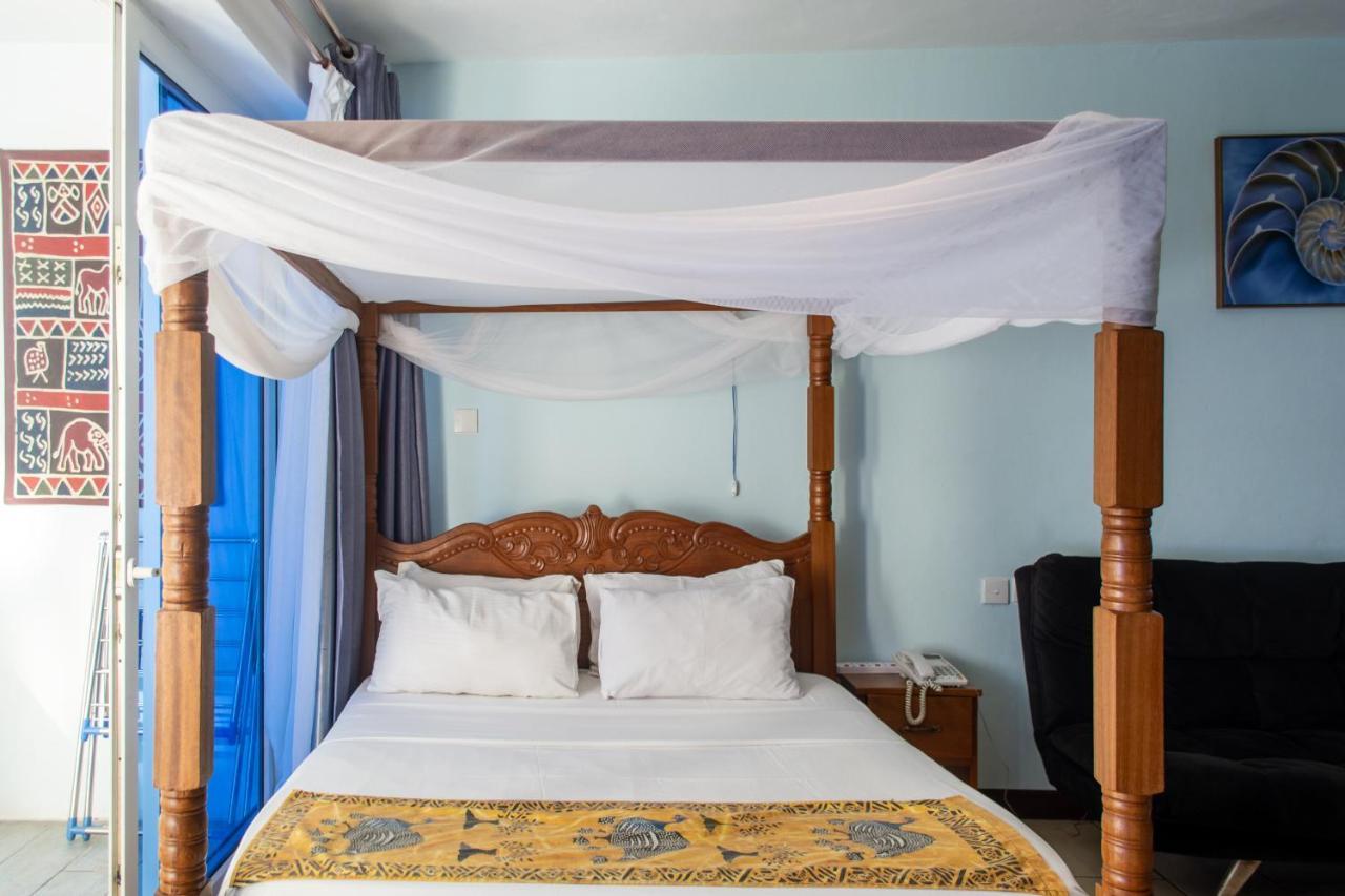 Cowrie Beach Haven Studio Mombasa Exterior photo